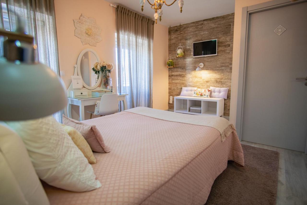 My Bed In Pico Bed & Breakfast Madalena  Bagian luar foto